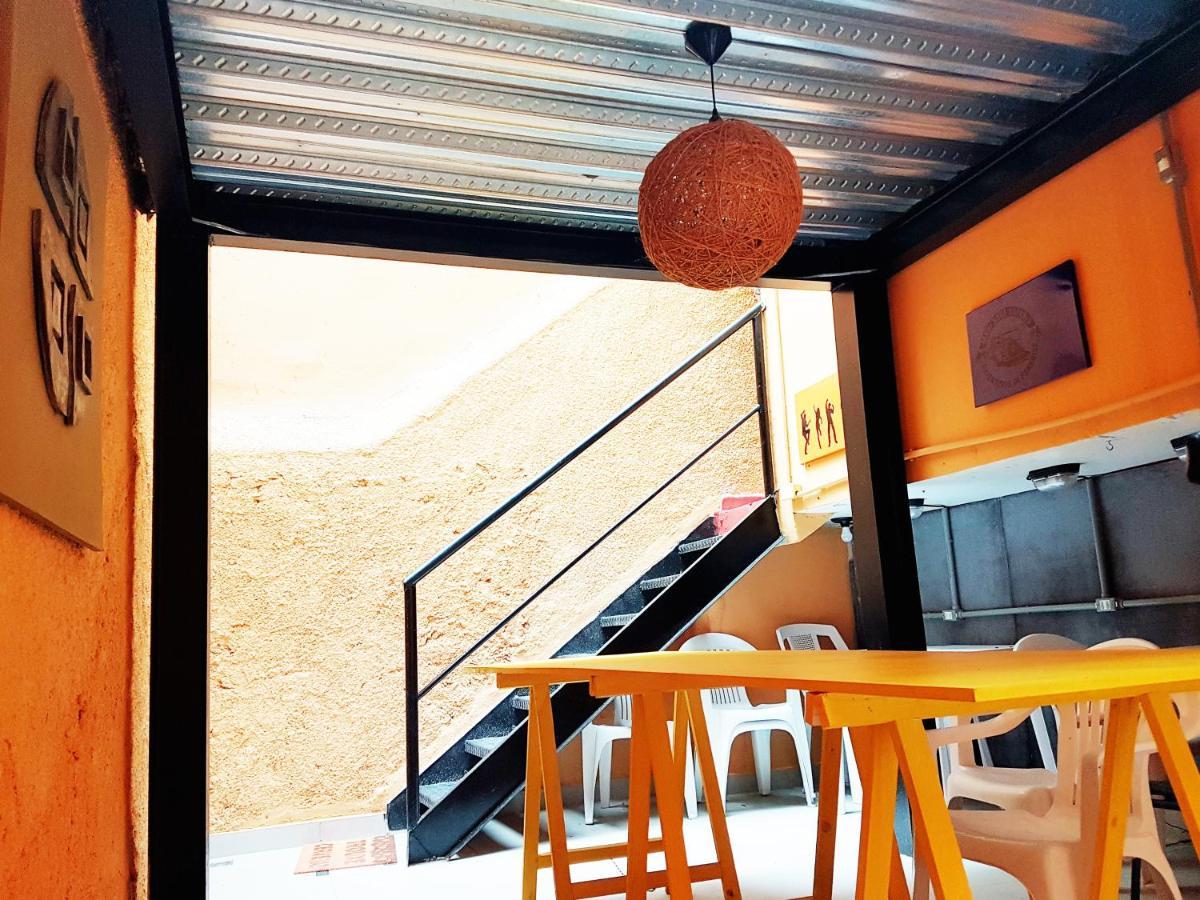 Rio Guesthouse - Um Quarteirao Da Praia De Copacabana Rio de Janeiro Eksteriør bilde