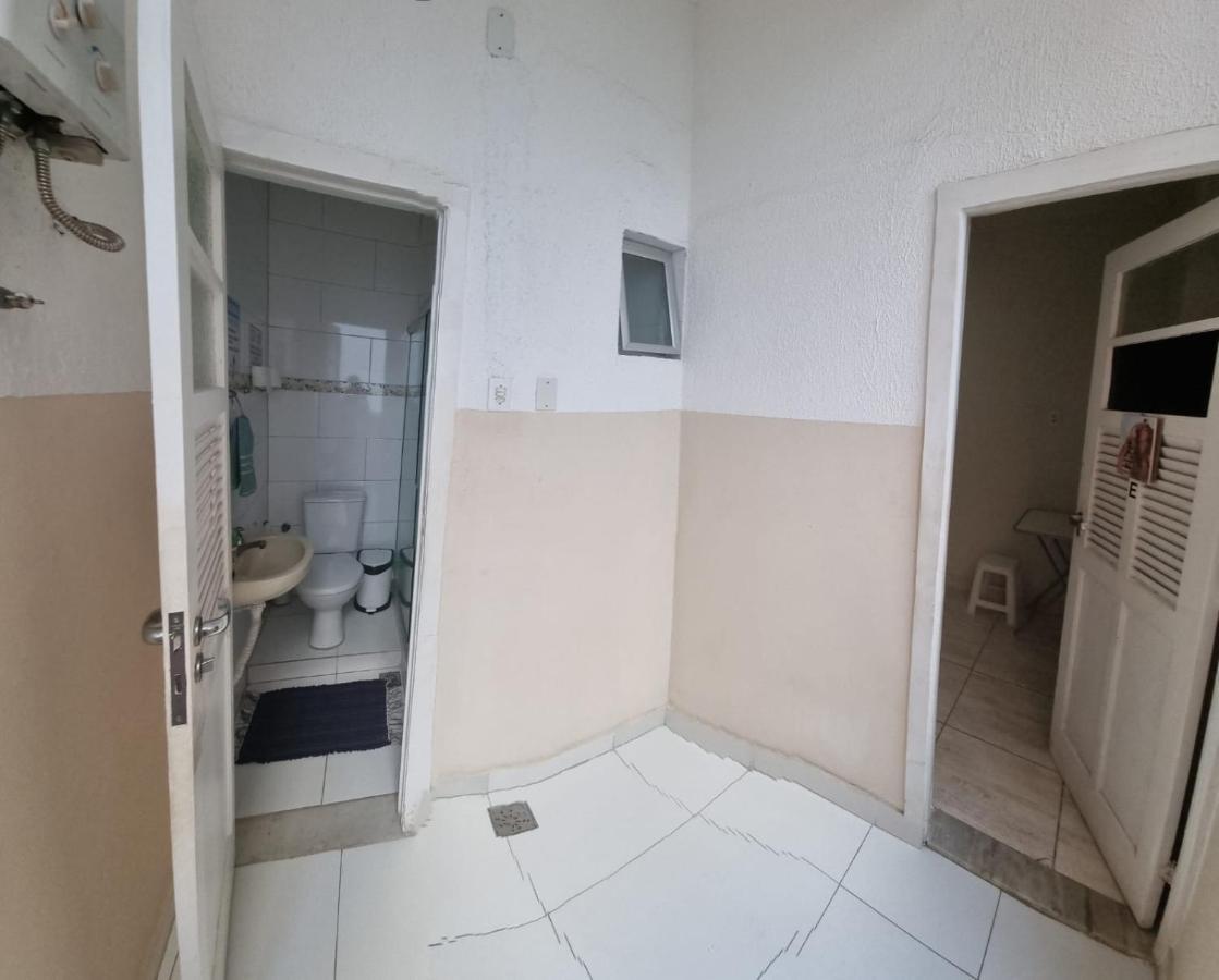 Rio Guesthouse - Um Quarteirao Da Praia De Copacabana Rio de Janeiro Eksteriør bilde